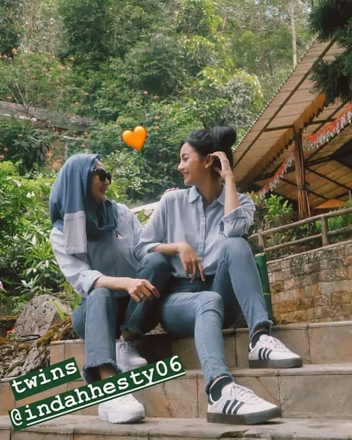 Glenca Chysara dan orang tua © Instagram