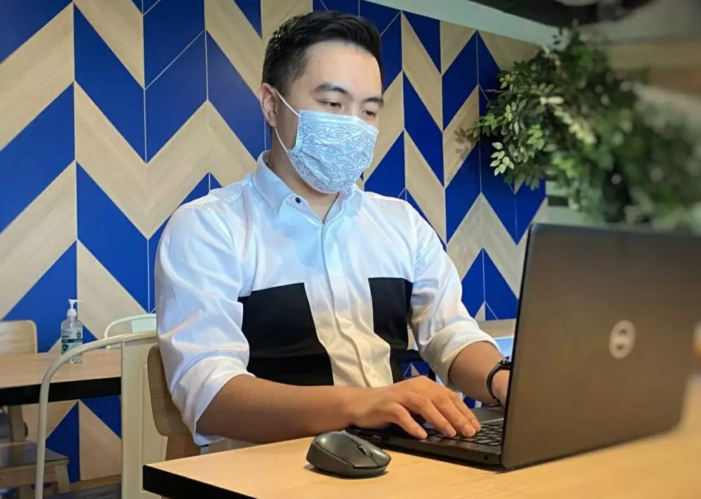 Masker Batik © 2020 brilio.net