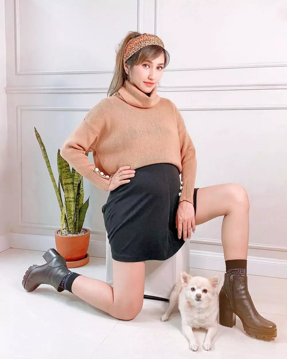 Louise Anastasya pamer baby bump © Instagram Louise Anastasya pamer baby bump © Instagram