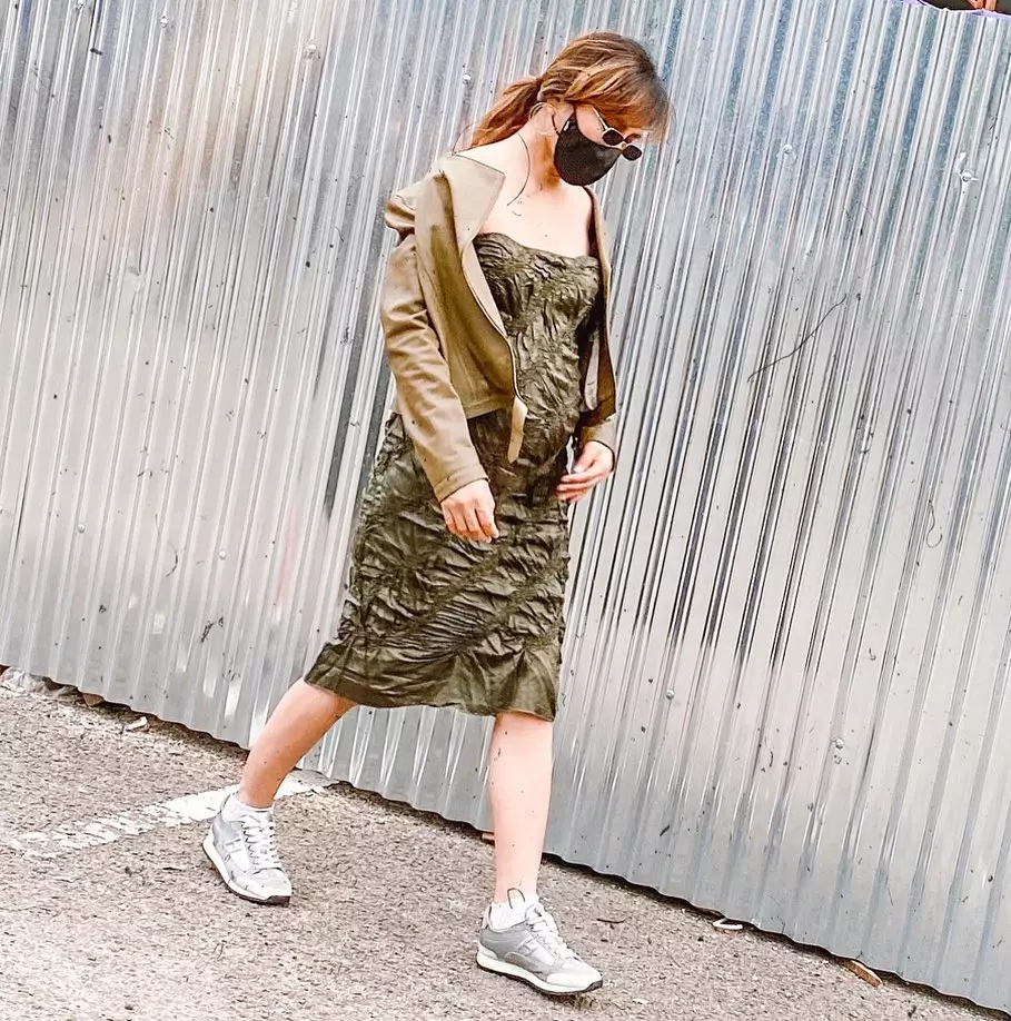 Louise Anastasya pamer baby bump © Instagram Louise Anastasya pamer baby bump © Instagram