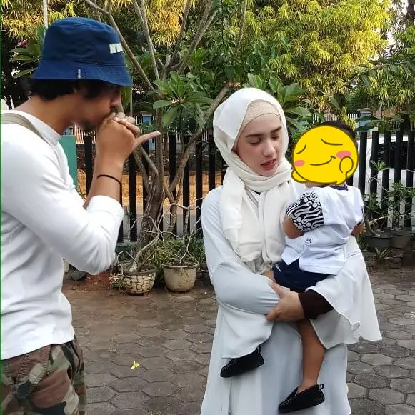 Putri Anne dan kakak Arya Saloka ©Instagram Putri Anne dan kakak Arya Saloka ©Instagram