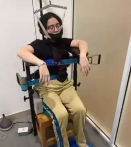 6 Seleb skoliosis © TikTok 6 Seleb skoliosis © TikTok