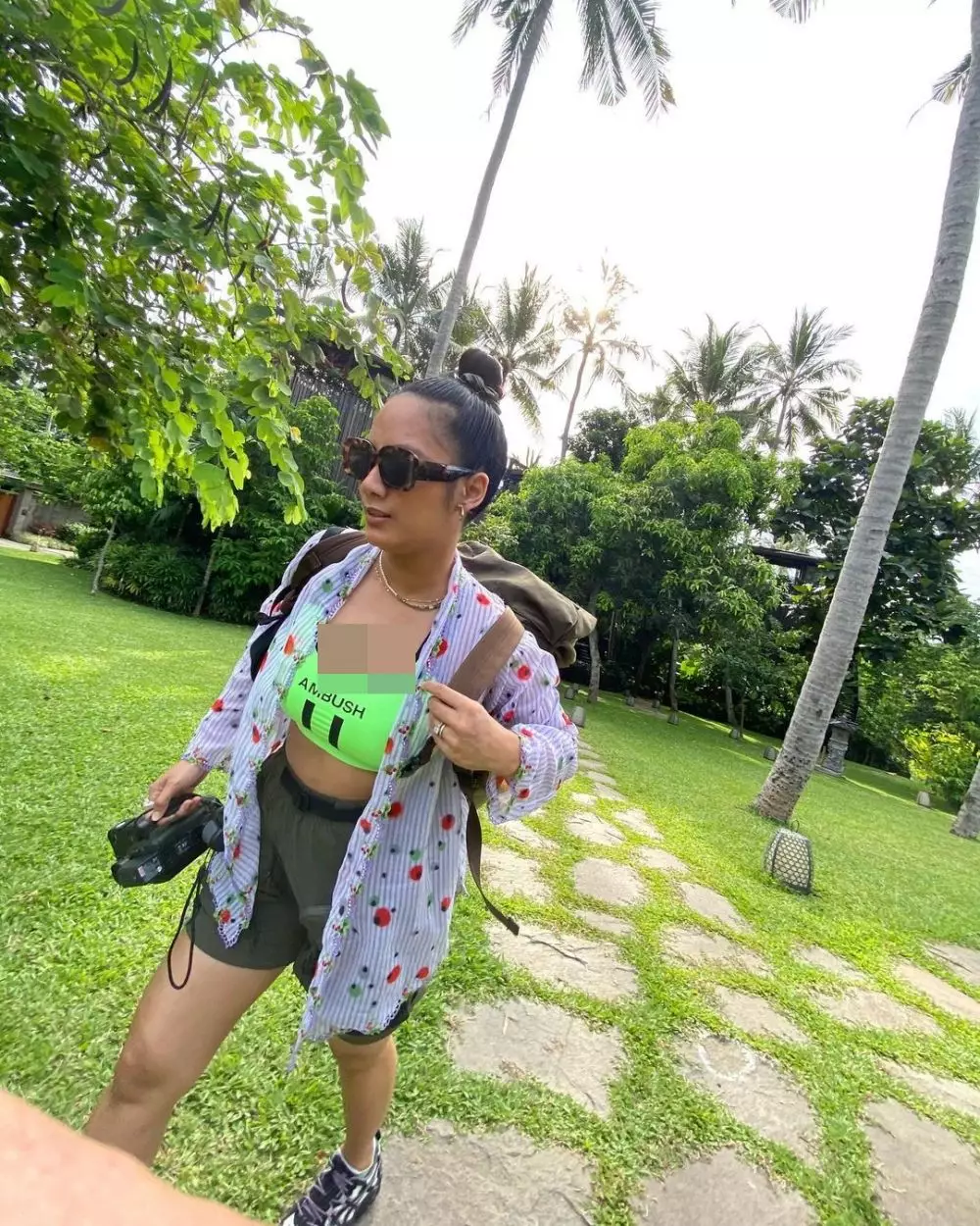 Potret Tara Basro liburan di Bali © Instagram Potret Tara Basro liburan di Bali © Instagram
