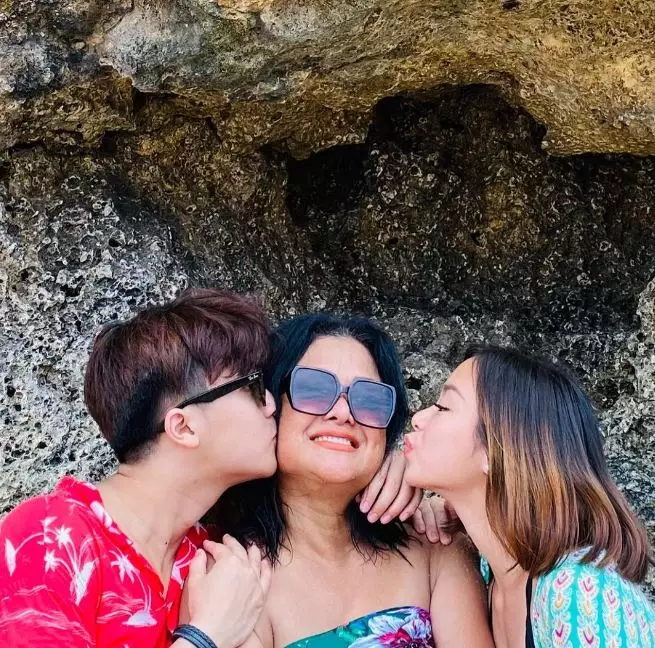 ultah Betharia Sonata ke-58 © Instagram ultah Betharia Sonata ke-58 © Instagram