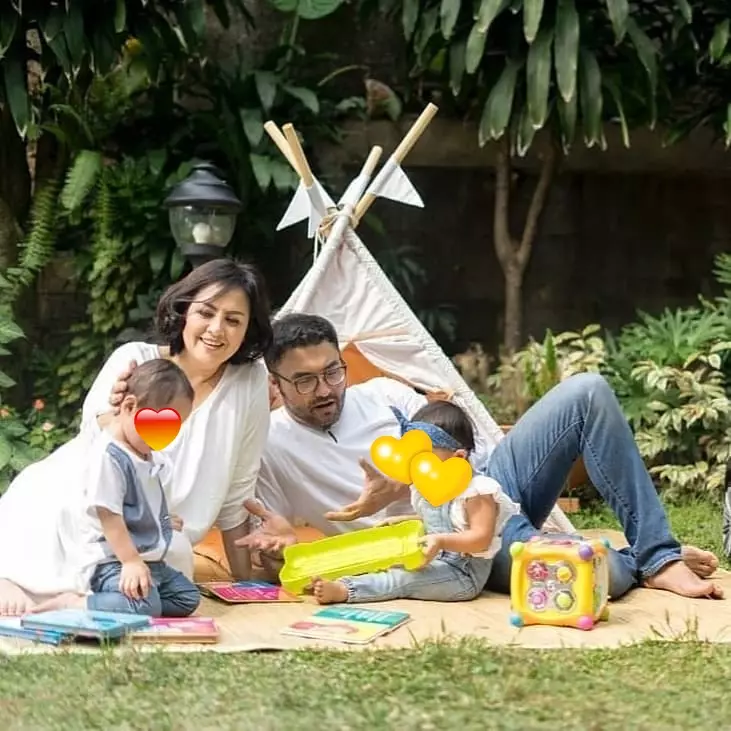 momen seru 10 seleb piknik di rumah berbagai sumber momen seru 10 seleb piknik di rumah berbagai sumber