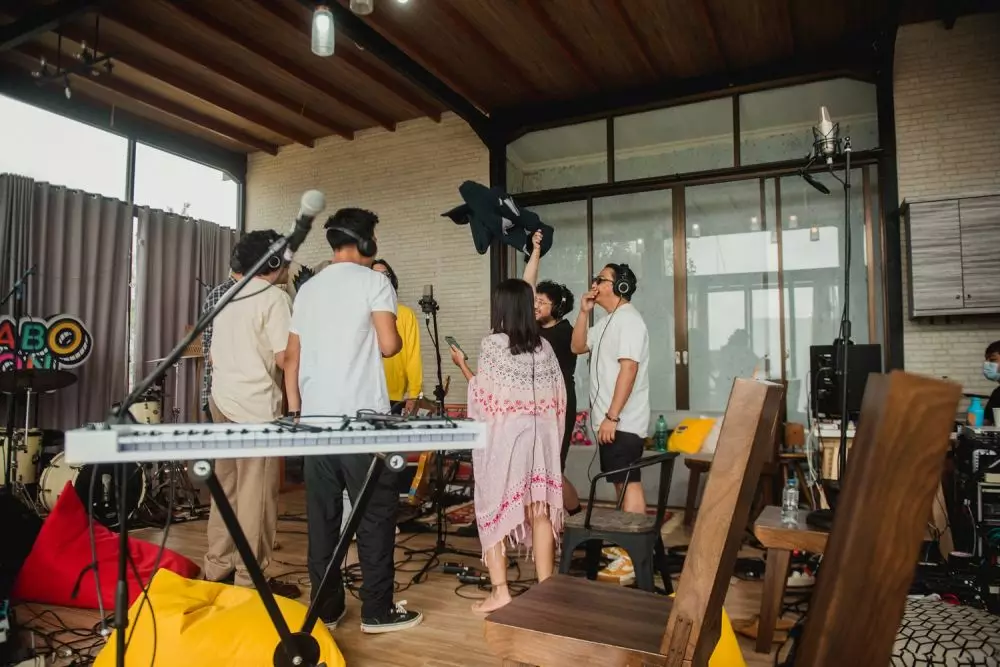 Dapat predikat musisi lawak, begini momen seru Collabonation Camp berbagai sumber Dapat predikat musisi lawak, begini momen seru Collabonation Camp berbagai sumber