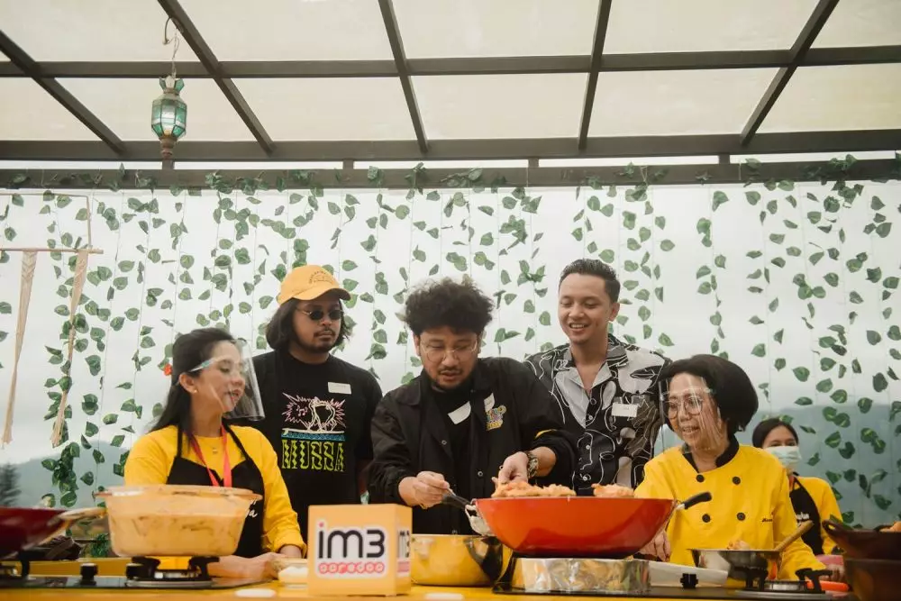 Dapat predikat musisi lawak, begini momen seru Collabonation Camp berbagai sumber Dapat predikat musisi lawak, begini momen seru Collabonation Camp berbagai sumber