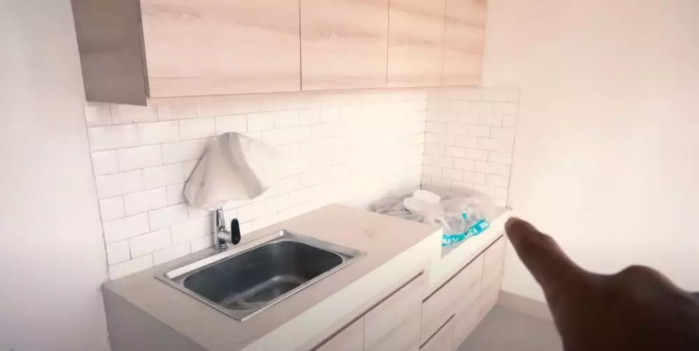 rumah Adipati Dolken © 2020 brilio.net YouTube