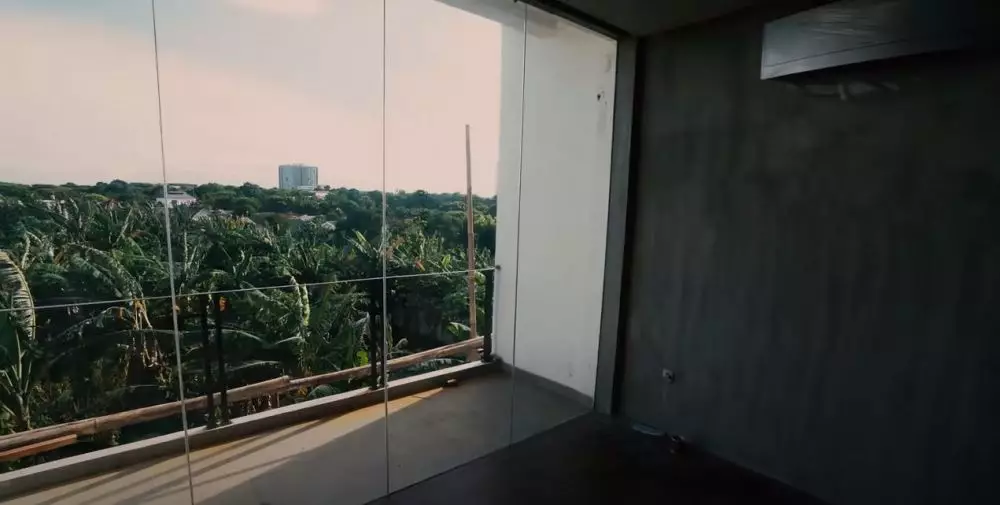 rumah Adipati Dolken © 2020 brilio.net YouTube