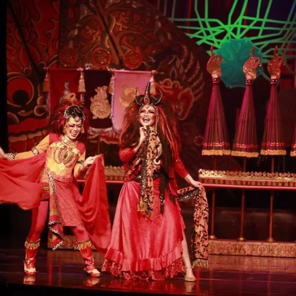 Cornelia Agatha saat main teater  Instagram