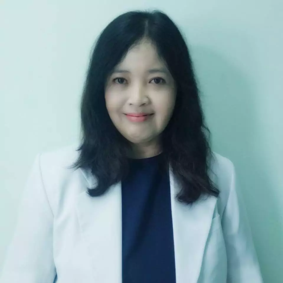 Tren pakai hand sanitizer © 2020 brilio.net