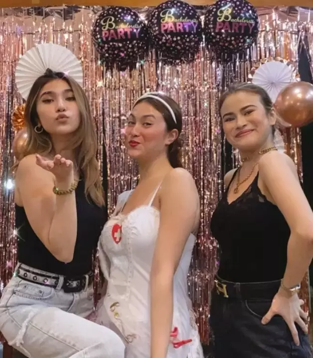 Bridal shower pesinetron nyeleneh © Instagram