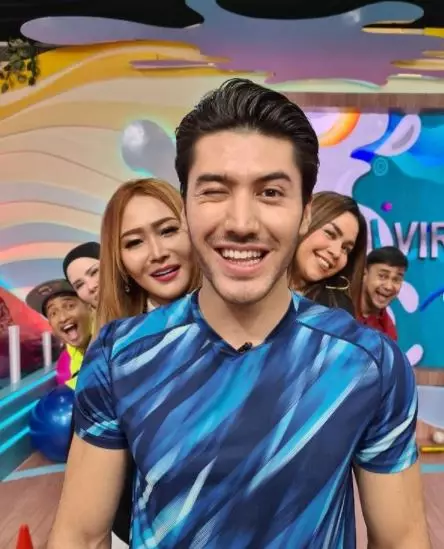 potret bara valentino penjual mi aceh ganteng Instagram