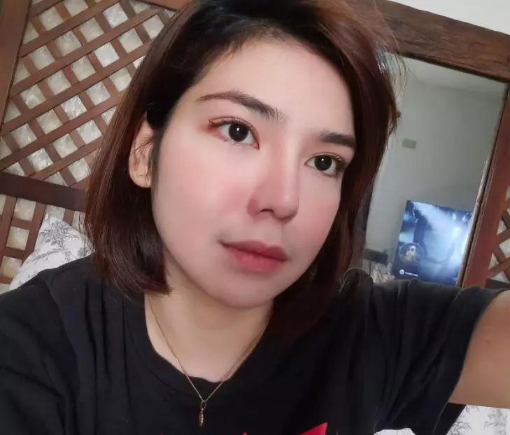 pramugari jadi penjual alpukat Berbagai sumber