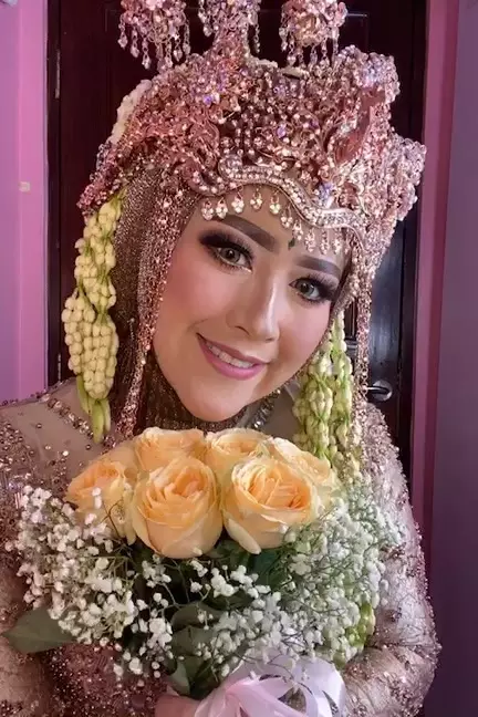 Momen akad nikah Meggy dan Muhammad © Instagram Momen akad nikah Meggy dan Muhammad © Instagram