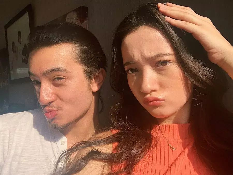 pose kocak megan dan bryan © Instagram pose kocak megan dan bryan © Instagram