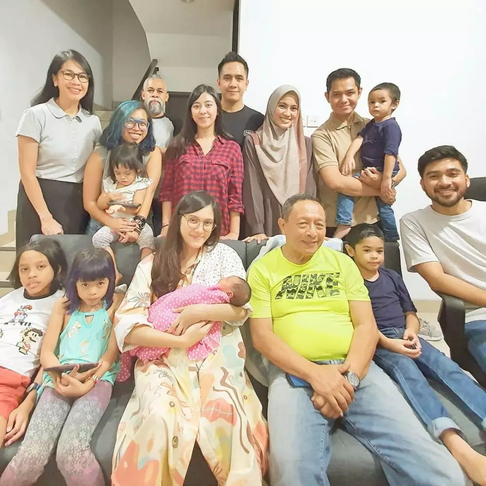 alyssa dan kakak © Instagram