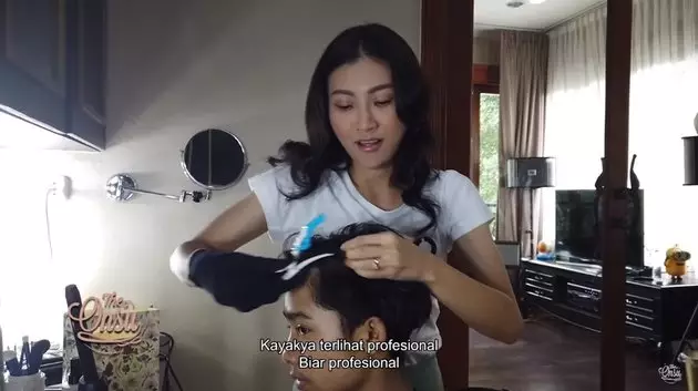 sarwendah jadi hari stylish © YouTube sarwendah jadi hari stylish © YouTube