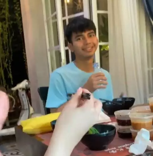 pertemuan Dimas & Mama Rieta © Instagram