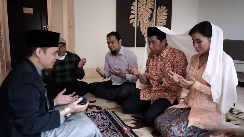 akad nikah kiwil dan eva © YouTube akad nikah kiwil dan eva © YouTube