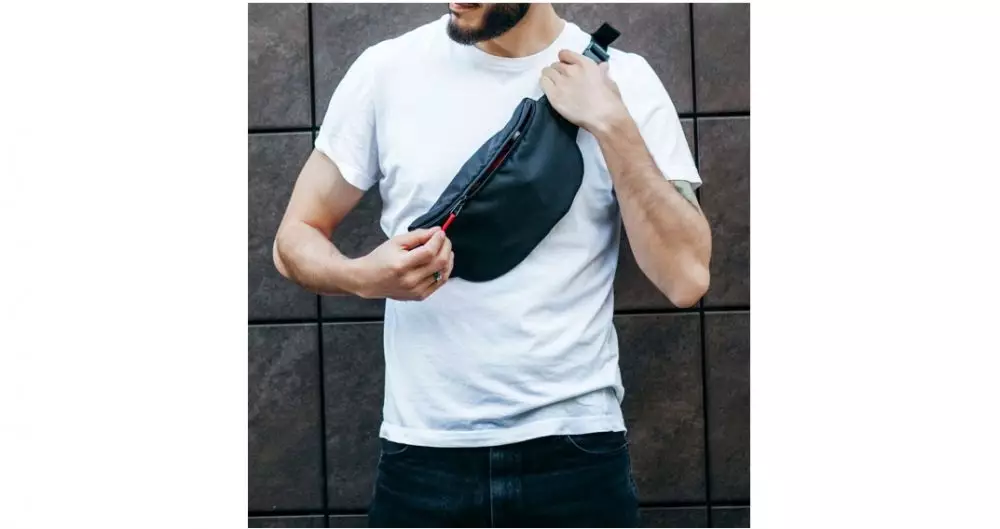 streetwear, fashion, fragrance, parfum shutterstock.com streetwear, fashion, fragrance, parfum shutterstock.com