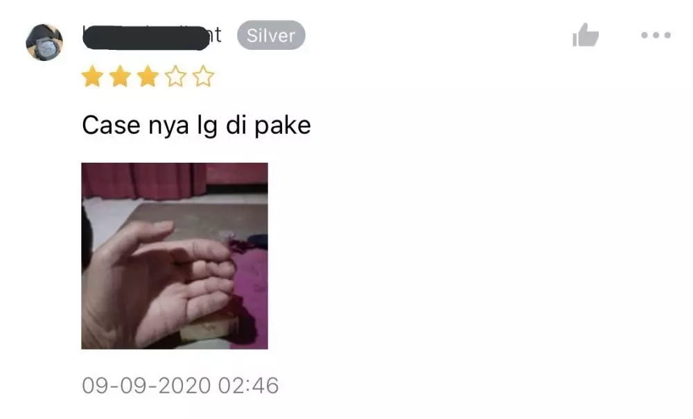 Foto review nggak nyambung © Twitter