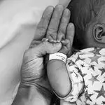 Kim Kurniawan dan anak © Instagram