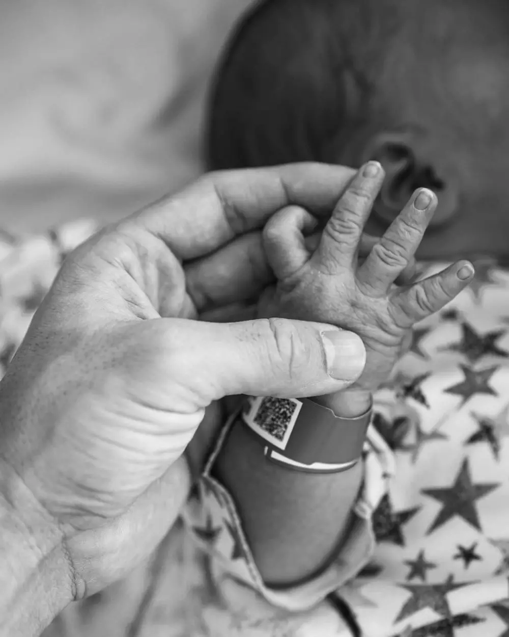 Kim Kurniawan dan anak © Instagram