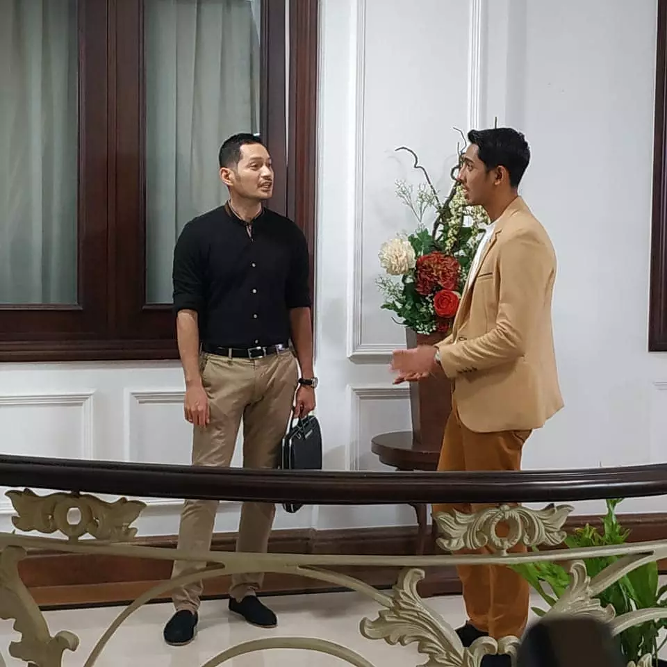 kedekatan Arya Saloka dan Evan Sanders © 2020 brilio.net kedekatan Arya Saloka dan Evan Sanders © 2020 brilio.net