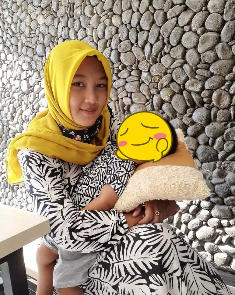 Pesona kakak Arya Saloka © Instagram