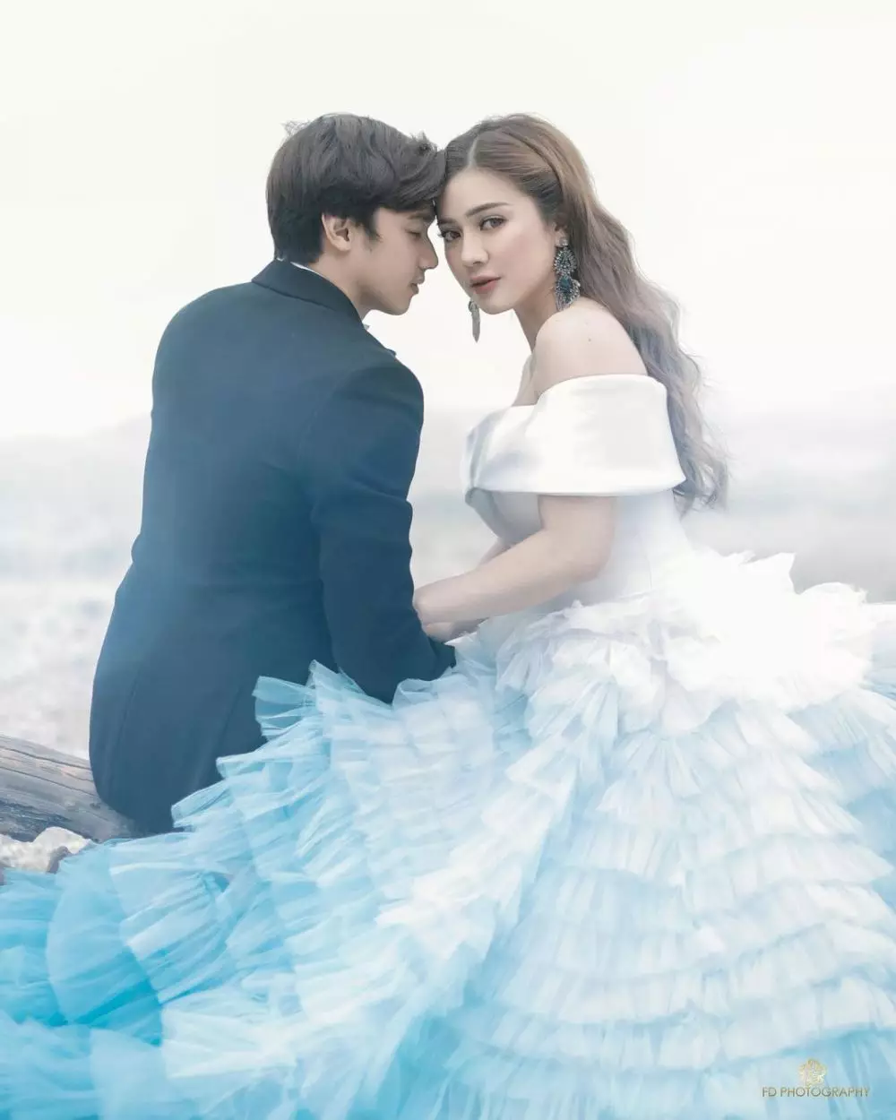 felicya dan hito dengan kabut © 2020 brilio.net felicya dan hito dengan kabut © 2020 brilio.net