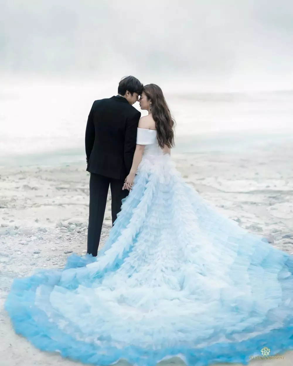 felicya dan hito dengan kabut © 2020 brilio.net felicya dan hito dengan kabut © 2020 brilio.net