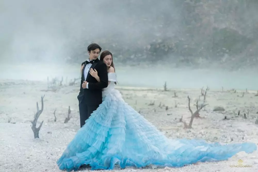 felicya dan hito dengan kabut © 2020 brilio.net felicya dan hito dengan kabut © 2020 brilio.net