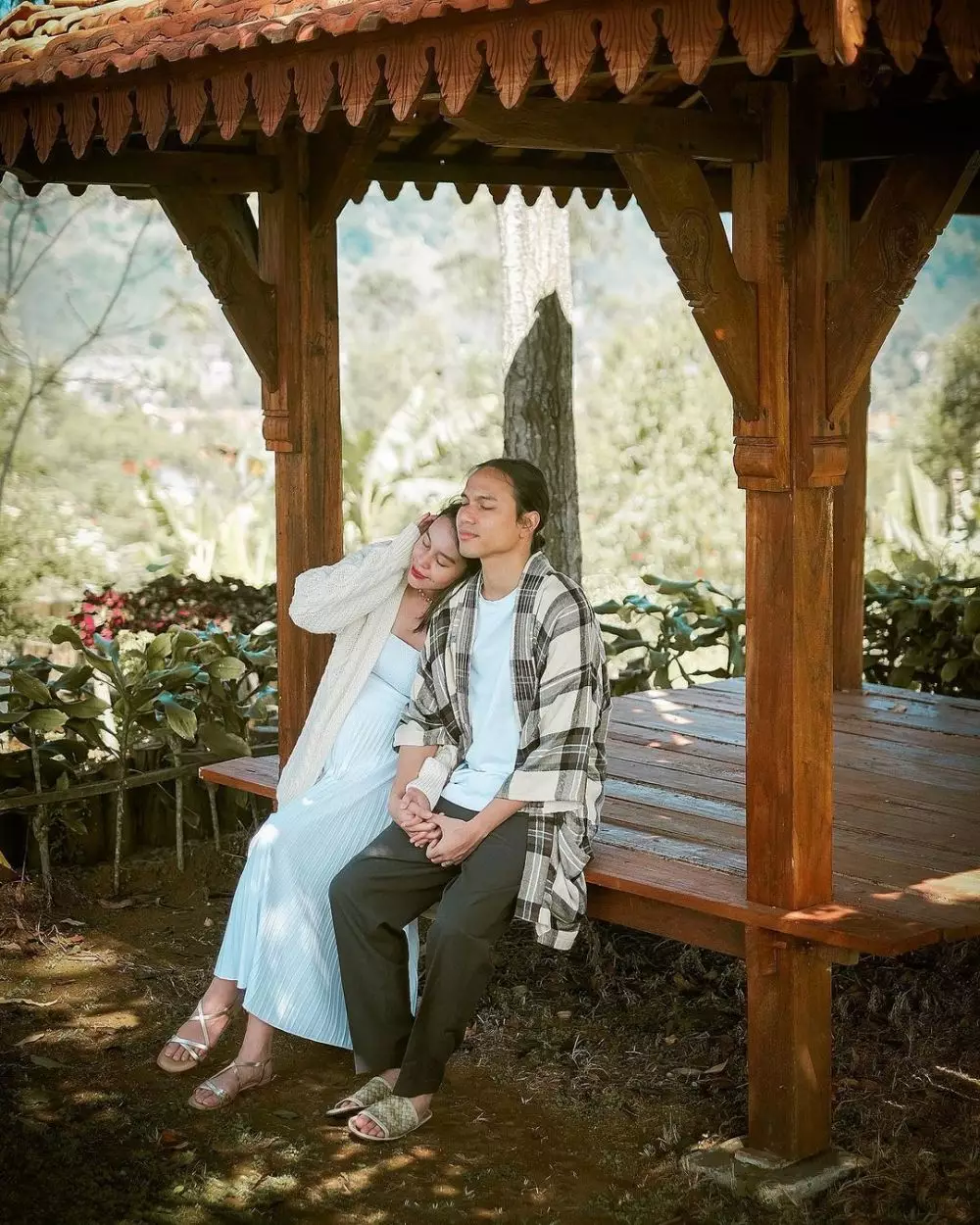 Potret seleb baby moon di tengah pandemi © 2020 brilio.net