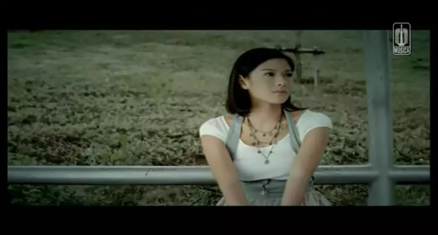 Dian Sastro di video klip berbagai sumber