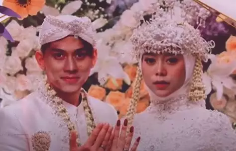 Momen Lesty Kejora dan Rizky Billar di Kiss Awards 2020 © Istimewa Momen Lesty Kejora dan Rizky Billar di Kiss Awards 2020 © Istimewa