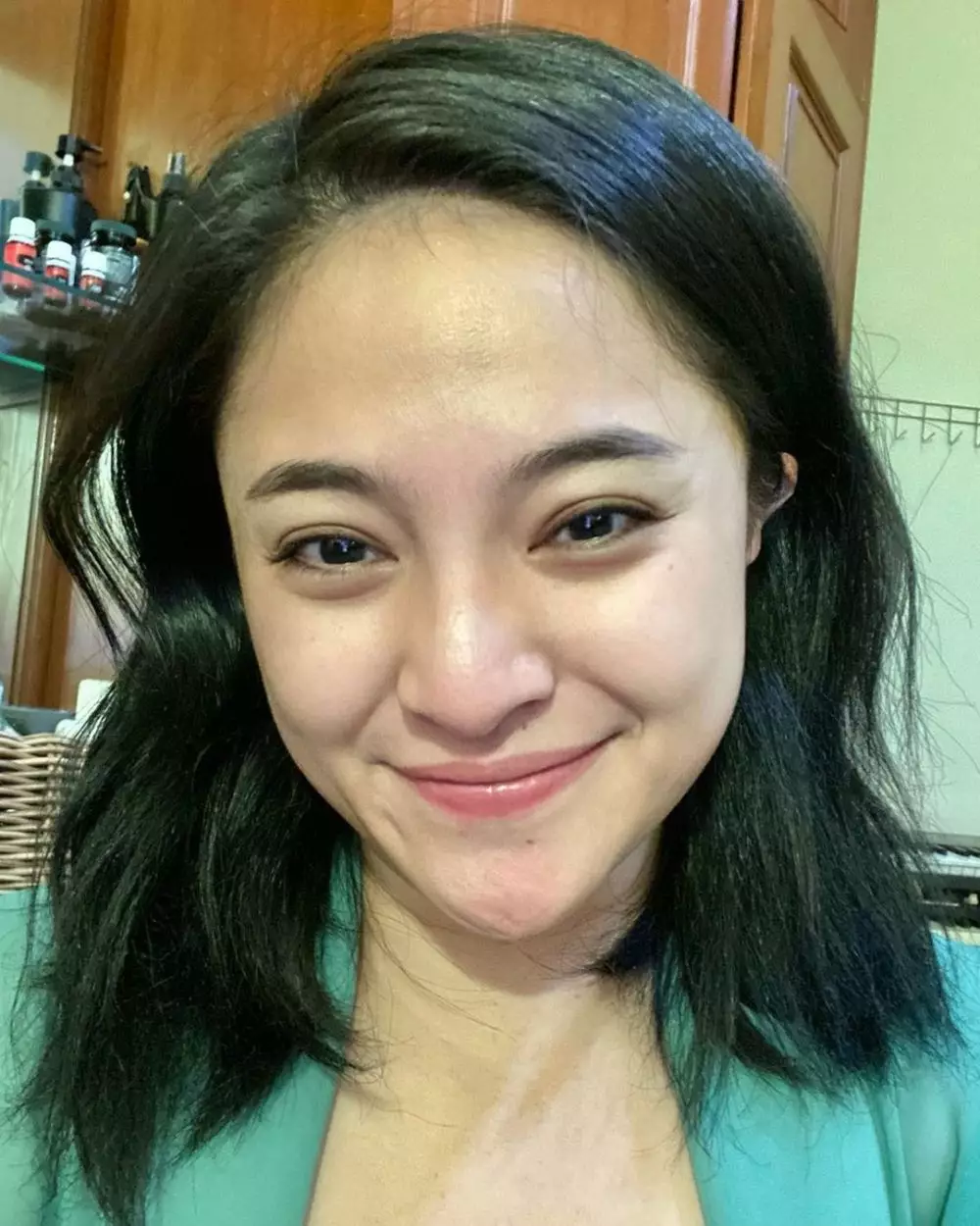 Mantan artis cilik tanpa make up Instagram