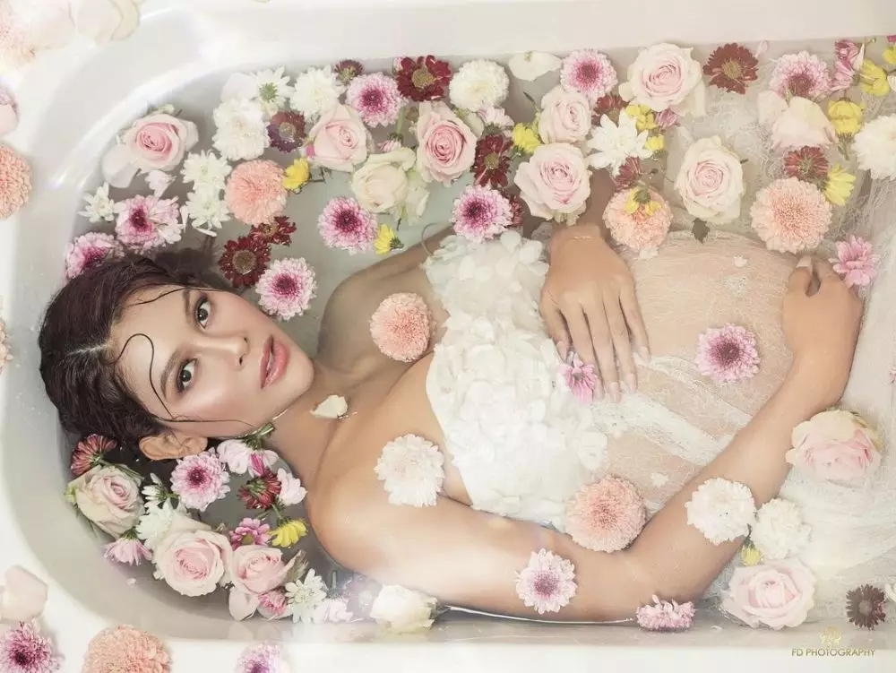 maternity bunga jelitha di bath up © Instagram