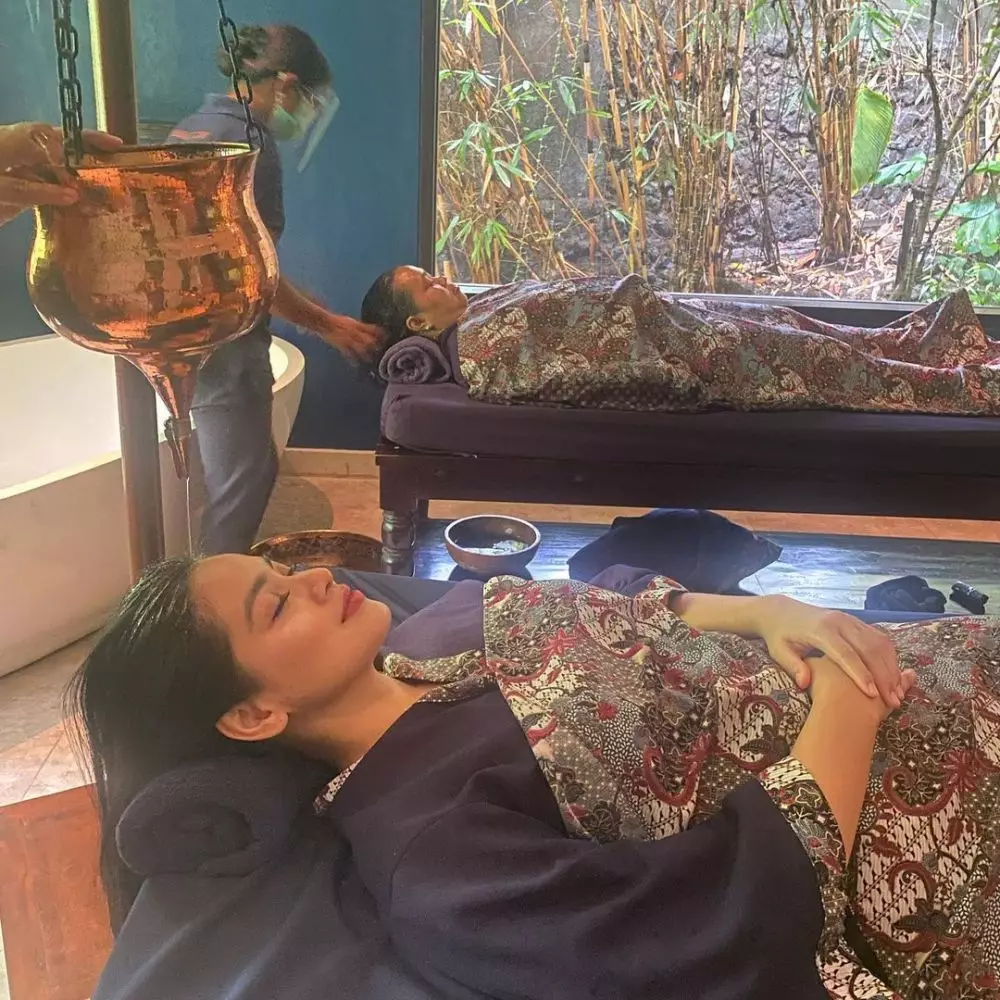 Momen kedekatan Titi Kamal dan ART Instagram