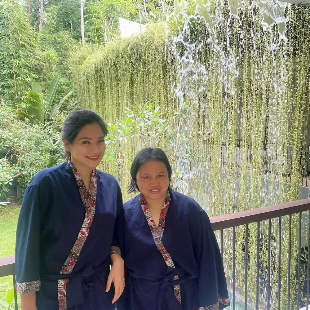 Momen kedekatan Titi Kamal dan ART Instagram