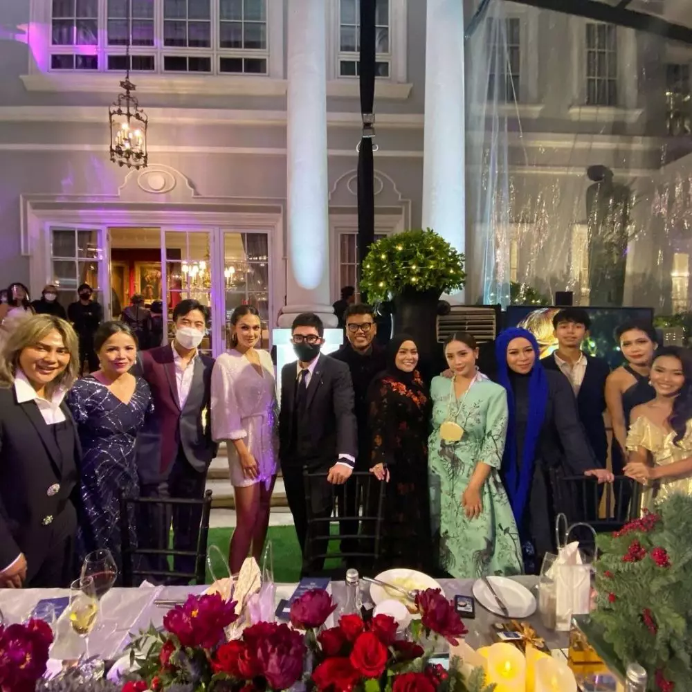 ulang tahun Otis 51 © 2020 brilio.net ulang tahun Otis 51 © 2020 brilio.net