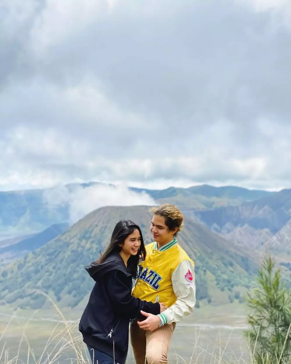 Pasangan seleb pacaran 2020 © Instagram Pasangan seleb pacaran 2020 © Instagram