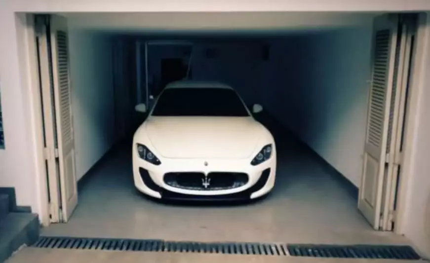 garasi 10 seleb pria © YouTube