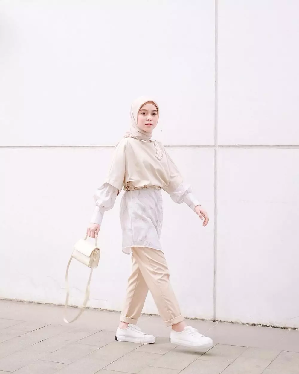 Gaya OOTD Lesty Kejora makin stylish © Instagram Gaya OOTD Lesty Kejora makin stylish © Instagram