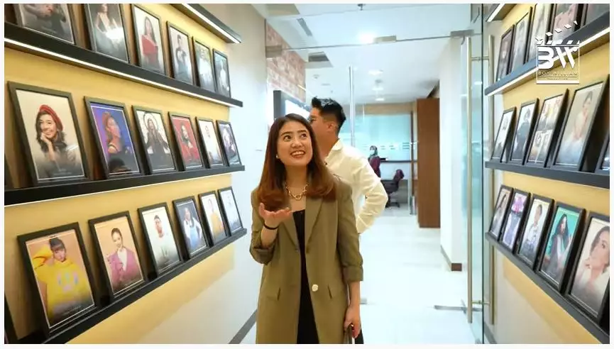 ruang kerja Valencia Tanoe © YouTube ruang kerja Valencia Tanoe © YouTube