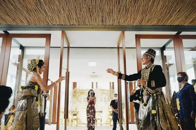 rencana honeymoon adipati dan canti © Berbagai Sumber rencana honeymoon adipati dan canti © Berbagai Sumber