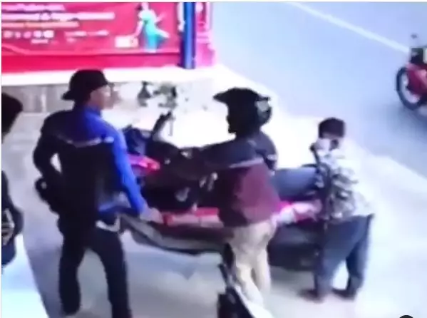 Maling motor terciduk pemilik © Instagram