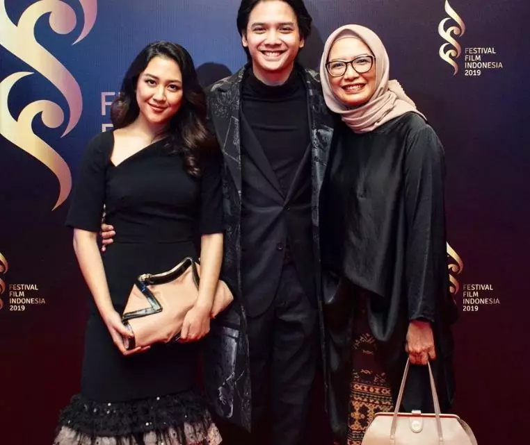 8 Potret Sherina & mertua © Instagram 8 Potret Sherina & mertua © Instagram