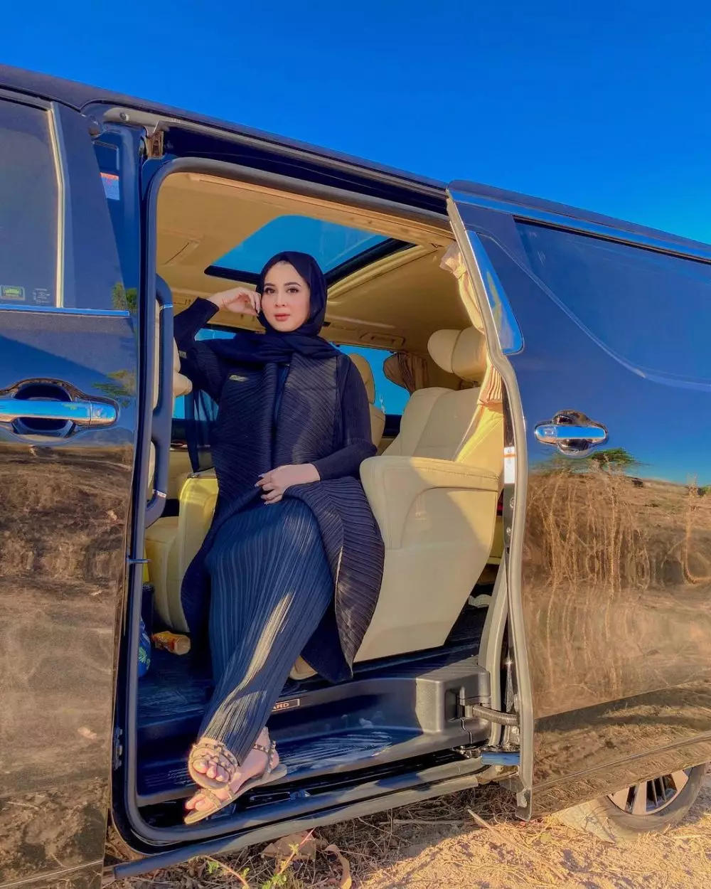 potret terbaru kesha ratuliu © berbagai sumber