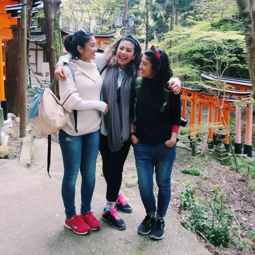 kedekatan canti tachril dan kedua kakaknya © Instagram